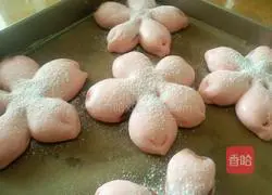 Illustration of making Sakura bean paste buns 13