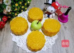 Illustration of how to make pumpkin mooncakes with mung bean paste 14