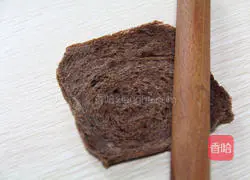 Illustration of how to make mini chocolate toast rolls 3