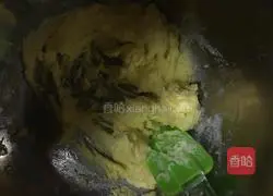 Illustration of how to make Hug Bear Cookies 2