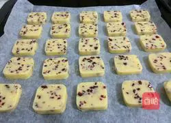 Illustration of how to make cranberry cookies 12