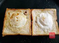 Illustration of how to make fried eggs with toast bread 6