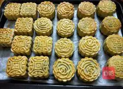 Illustration of how to make red bean filling mooncakes 13
