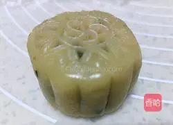 Illustration of how to make five-nut mooncakes 10