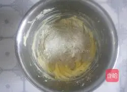 Illustration of how to make matcha flower-shaped biscuits 6