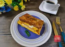 Illustration of how to make toast with eggs 16