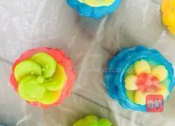 Colorful Illustration of how to make snow-skin mooncakes 8