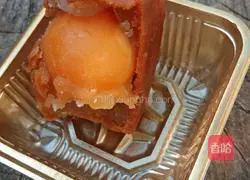 Cantonese egg yolk mooncake recipe 18