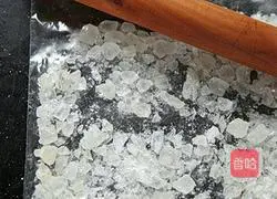 Five kernels Illustration of how to make moon cakes 2