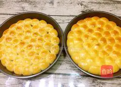 Illustration of how to make money buns 15