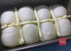 Crown Toast Recipe Illustration 12