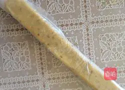 Illustration of how to make sugar osmanthus biscuits 4