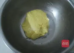 Illustration of how to make buttery milk biscuits 10