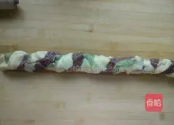 Illustration of how to make three-color cookies 10