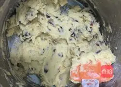 Illustration of how to make cranberry cookies 4