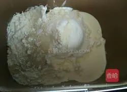 Strawberry Hokkaido milk toast recipe illustration 1