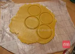 Illustration of how to make sunflower butter cookies 6