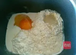 Illustration of making caterpillar bread 2