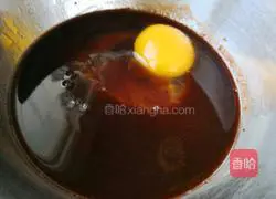 Illustration of how to make walnut chocolate cookies 6