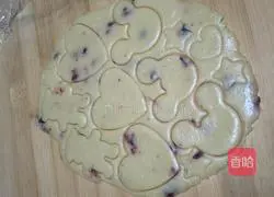 Cranberry shaped cookies Practice illustration 5