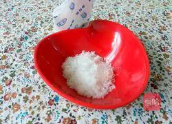 Illustration of how to make egg biscuits 2