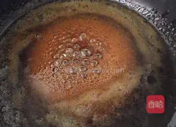 Illustration of how to make caramel graham crackers 4