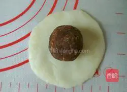 Illustration of how to make colorful snowskin mooncakes 12