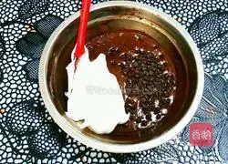 Chocolate Cupcake Recipe Illustration 6