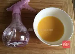 Illustration of how to make jujube paste mooncakes 15