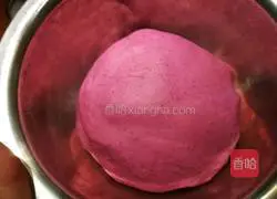 Illustration of how to make bean paste mochi and dragon fruit bread 6