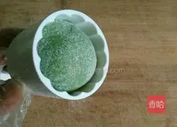 Illustration of how to make snow-skin mooncakes 11