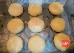 Illustration of how to make pork cakes (fresh meat mooncakes) 11