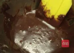 Chocolate Macaron Recipe Illustration 6