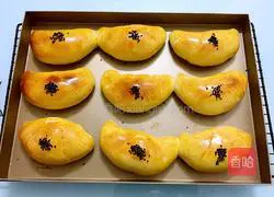 Illustration of how to make croissants 18