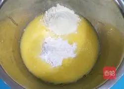 Milk-flavored square biscuits recipe 5