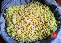 Cranberry Mung Bean Mooncake Recipe Illustration 3