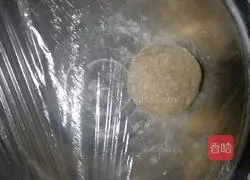 Illustration of how to make sugar-free whole wheat soda crackers 6