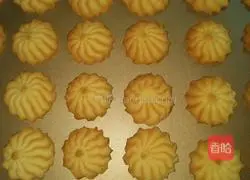 Illustration of how to make butter cookies 12