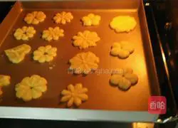 Illustration of how to make fancy cookies 6