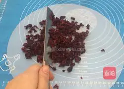 Illustration of how to make cranberry cookies 2