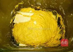 Pumpkin Raisin Bread Recipe Illustration 3