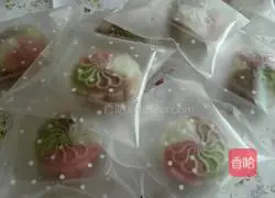 Illustration of how to make four-color snowskin mooncakes 11