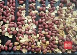 Cantonese five-nut mooncake recipe 5