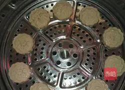 Illustration of making homemade steamed mooncakes 3