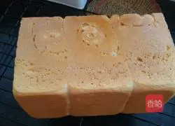 Illustration of how to make light cream whole wheat toast 21