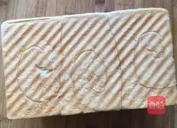 Illustration of how to make Polish toast 15