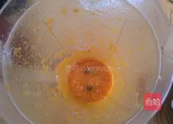 Illustration of how to make carrot snow-skin mooncakes 1