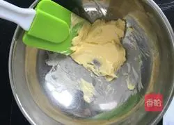 Illustration of how to make the milky coconut filling that goes well with bread and mooncakes 3