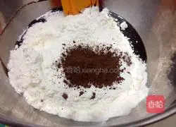 Chocolate sauce mooncake recipe 3