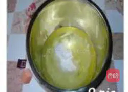 Illustration of how to make chocolate cones 9